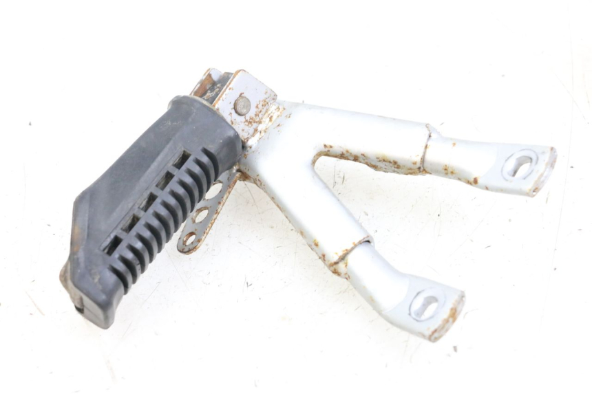 photo de Rear left footrest mounting plate HYOSUNG XRX 125 (2000 - 2008)