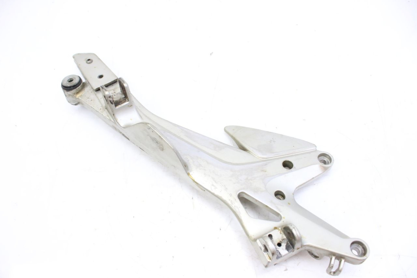 photo de PLATINE CALE PIED AVANT DROIT HONDA CBF 500 (2004 - 2007)