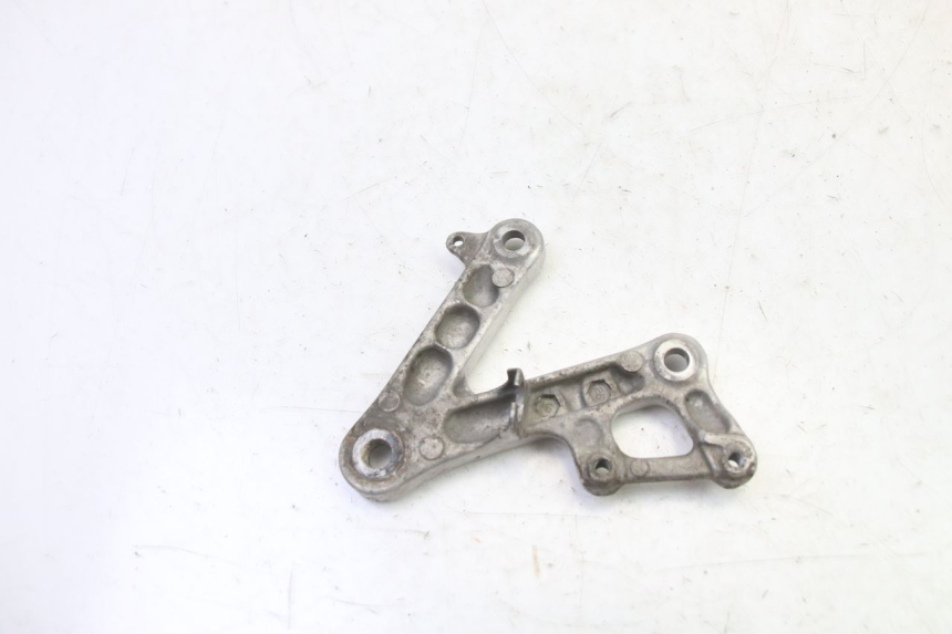 photo de PLATINE CALE PIED AVANT DROIT HONDA CBR RR FIREBLADE 900 (1992 - 1994)