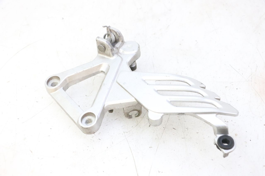 photo de PLATINE CALE PIED AVANT DROIT STAHO FH 50 (2018 - 2019)