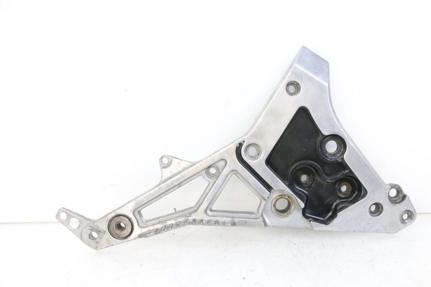 photo de PLATINE CALE PIED AVANT DROIT YAMAHA FJ 36Y 1100 (1984 - 1985)
