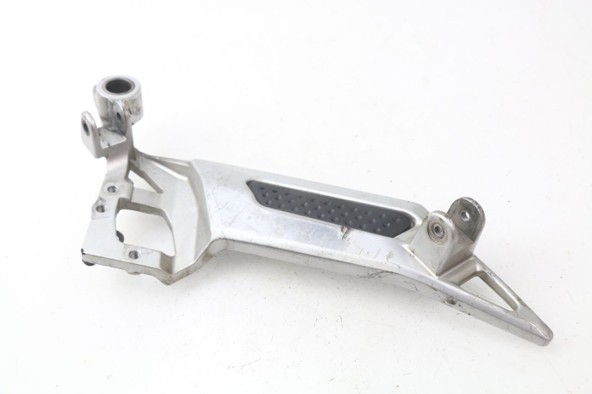 photo de PLATINE CALE PIED AVANT DROIT YAMAHA FJR ABS 1300 (2006 - 2012)