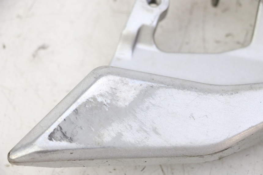 photo de PLATINE CALE PIED AVANT DROIT YAMAHA FJR ABS 1300 (2016 - 2020)