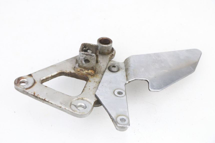photo de PLATINE CALE PIED AVANT DROIT SUZUKI GS GSE 500 (2001 - 2003)