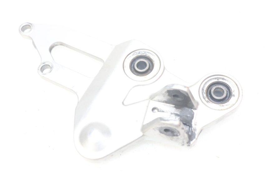 photo de PLATINE CALE PIED AVANT DROIT YAMAHA MT-07 MT07 ABS 700 (2014 - 2017)