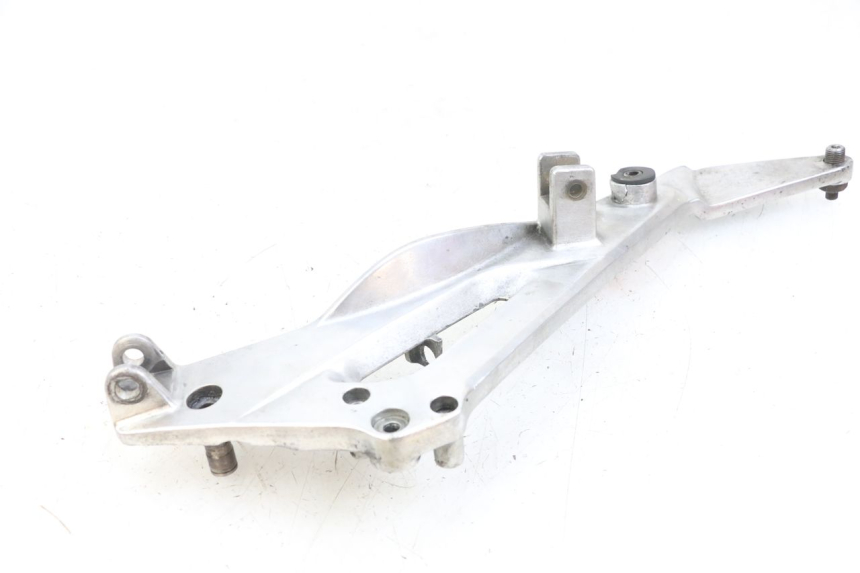 photo de PLATINE CALE PIED AVANT DROIT HONDA NTV DEAUVILLE 650 (1998 - 2001)