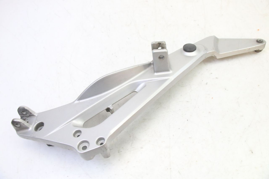 photo de PLATINE CALE PIED AVANT DROIT HONDA NTV DEAUVILLE 650 (2001 - 2006)