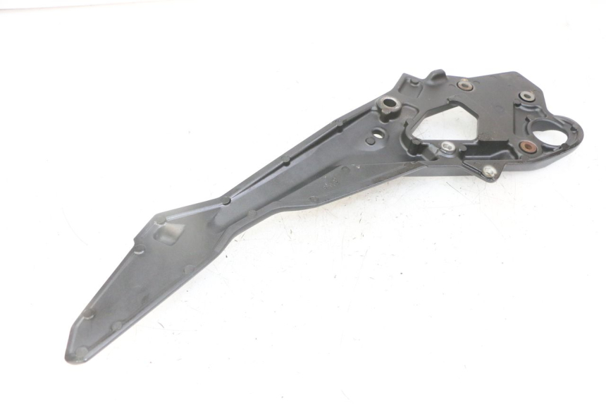photo de PLATINE CALE PIED AVANT DROIT YAMAHA XJ6 ABS 600 (2008 - 2016)