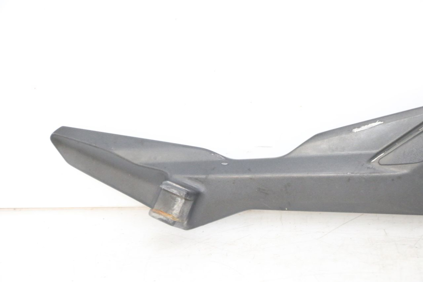 photo de PLATINE CALE PIED AVANT DROIT YAMAHA XJ6 ABS 600 (2008 - 2016)