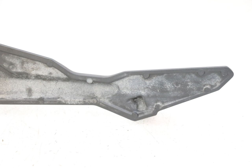 photo de PLATINE CALE PIED AVANT DROIT YAMAHA XJ6 ABS 600 (2008 - 2016)