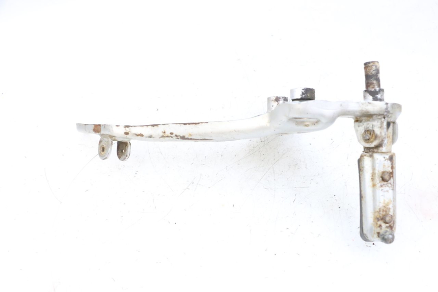 photo de PLATINE CALE PIED AVANT GAUCHE MAG POWER BOMBERS 4T 50 (2016 - 2026) - Zoom état d’usage