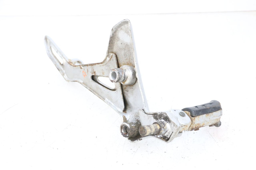 photo de PLATINE CALE PIED AVANT GAUCHE MAG POWER BOMBERS 4T 50 (2016 - 2026) - Vue d’ensemble