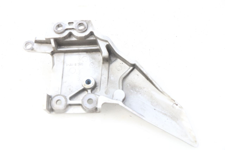 photo de PLATINE CALE PIED AVANT GAUCHE YAMAHA FJR ABS 1300 (2016 - 2020)