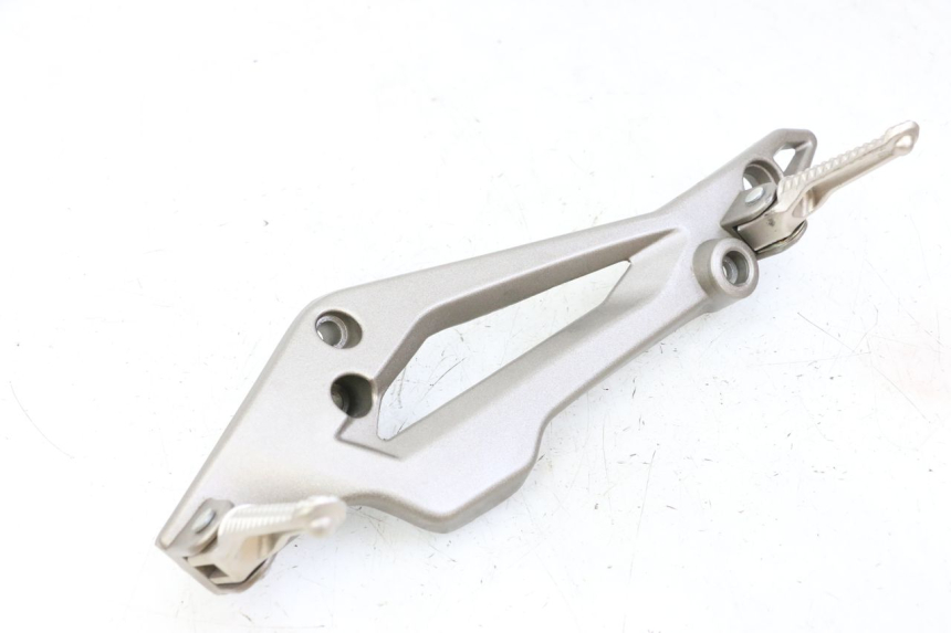 photo de PLATINE CALE PIED AVANT GAUCHE KIDEN KD125-G 125 (2018 - 2022)