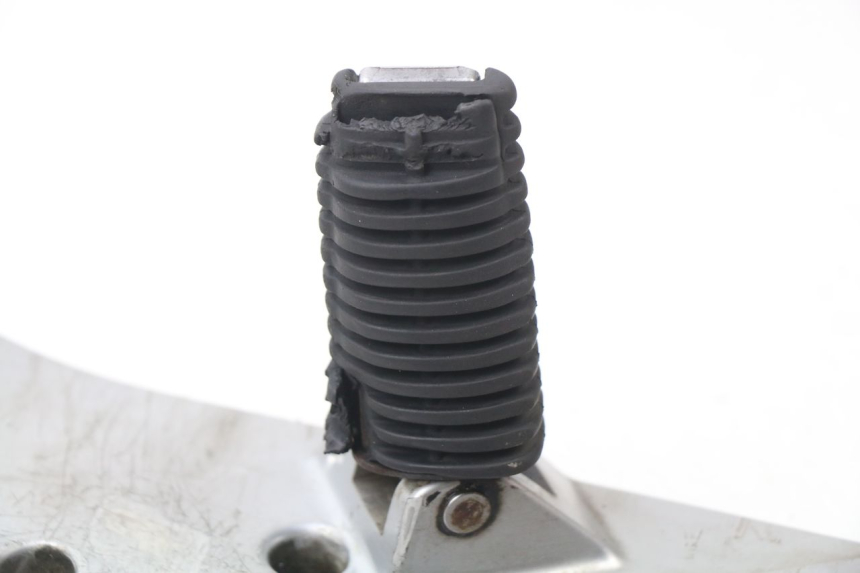 photo de PLATINE CALE PIED AVANT GAUCHE BMW R RT ABS 1150 (2000 - 2004)