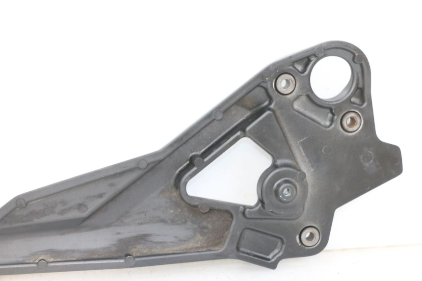 photo de PLATINE CALE PIED AVANT GAUCHE YAMAHA XJ6 ABS 600 (2008 - 2016)