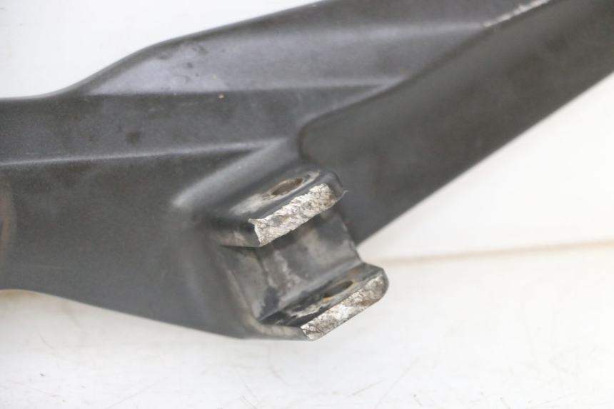 photo de PLATINE CALE PIED AVANT GAUCHE YAMAHA XJ6 ABS 600 (2008 - 2016)