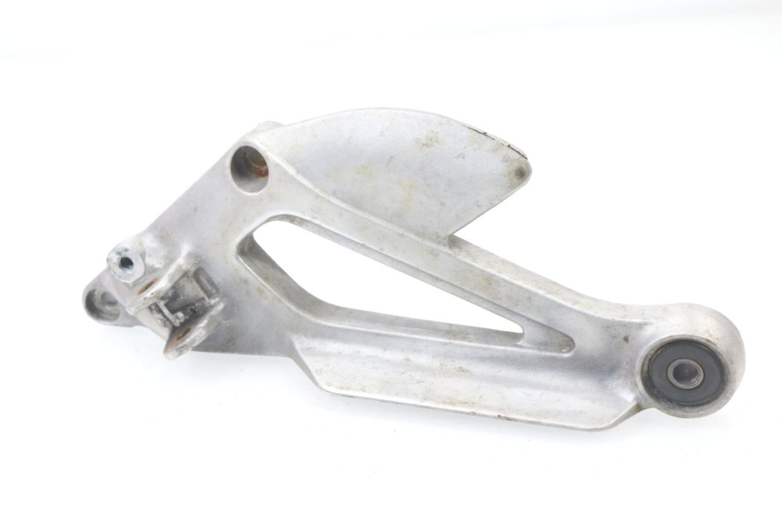 photo de PLATINE CALE PIED AVANT GAUCHE YAMAHA XJN XJ N DIVERSION 600 (1994 - 1997)