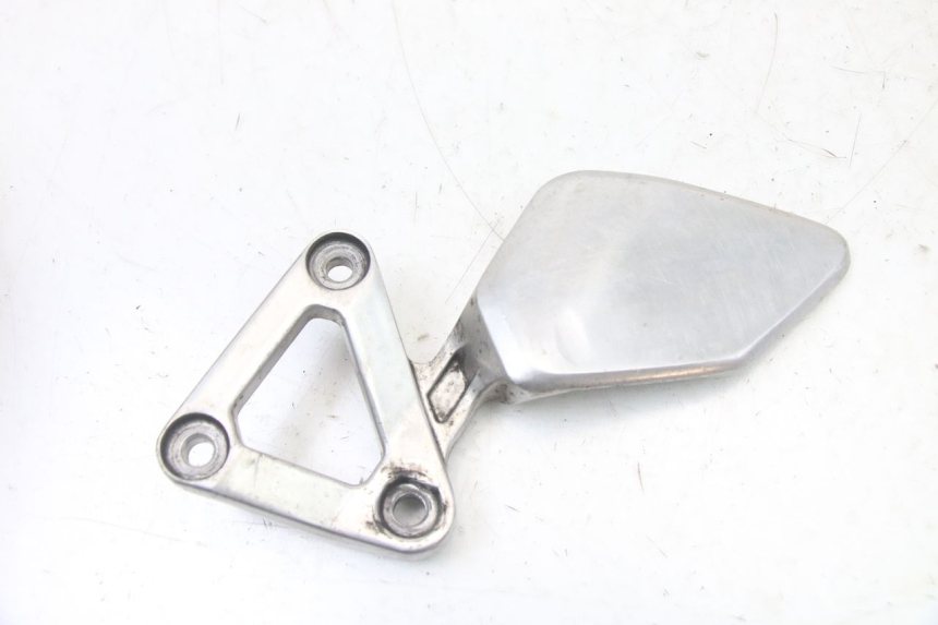 photo de PLATINE CALE PIED AVANT GAUCHE YAMAHA FZS FAZER 600 (2001 - 2003)