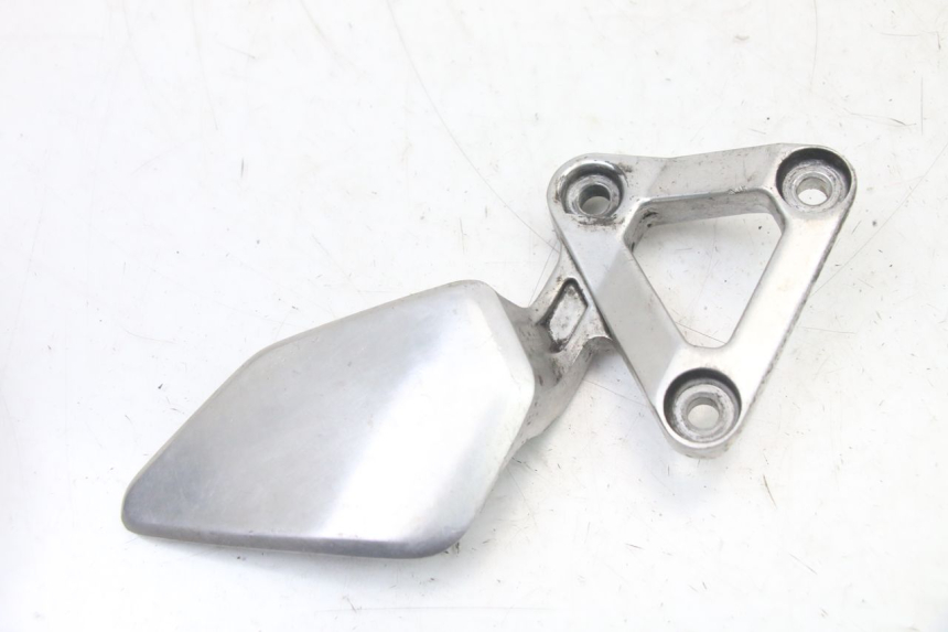 photo de PLATINE CALE PIED AVANT GAUCHE YAMAHA FZS FAZER 600 (2001 - 2003)