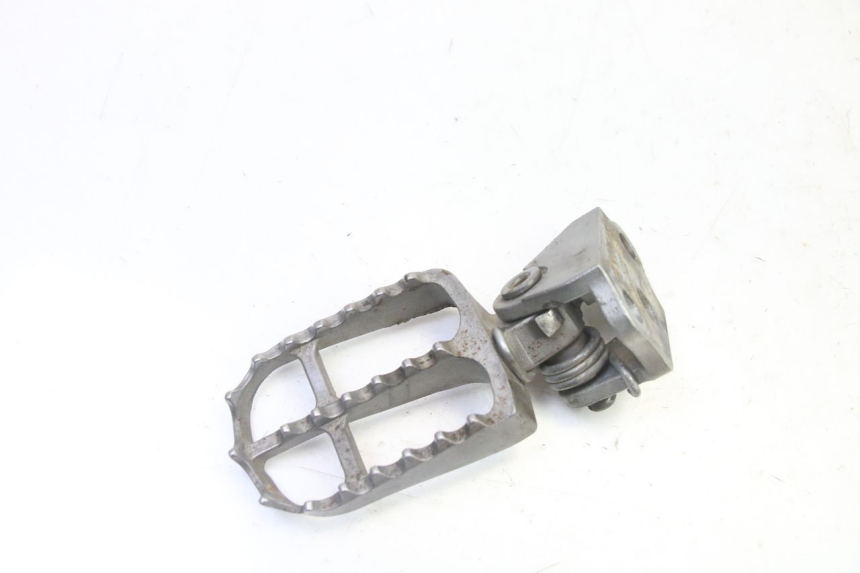 photo de PLATINE CALE PIED AVANT GAUCHE YAMAHA YZF YZ-F 450 (2014 - 2016)