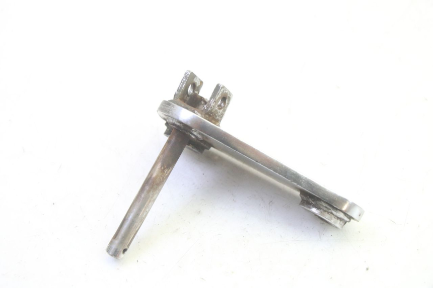 photo de PLATINE CALE PIED AVANT GAUCHE KYMCO ZING 125 (1997 - 2003) - Vue d’ensemble