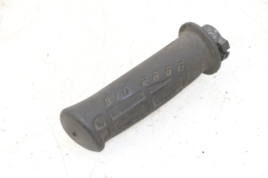 photo de POIGNEE ACCELERATEUR YAMAHA BW'S 100 (1999 - 2002)