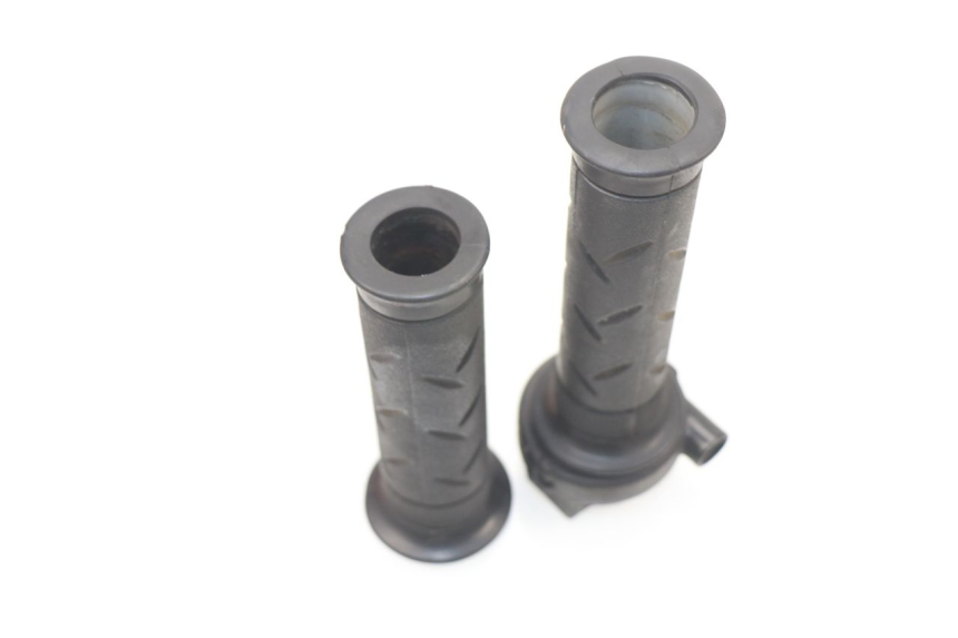 photo de POIGNEE ACCELERATEUR HONDA CBF 125 (2009 - 2015)