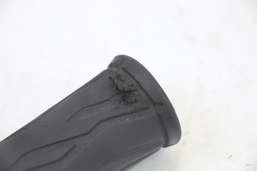 photo de POIGNEE ACCELERATEUR STAHO FH 50 (2018 - 2019)