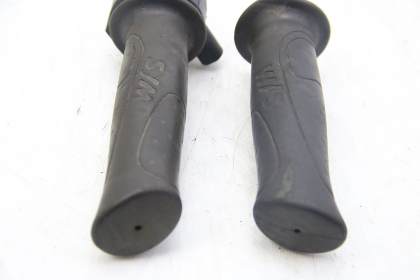 photo de POIGNEE ACCELERATEUR SYM FIDDLE 2 50 (2008 - 2013)