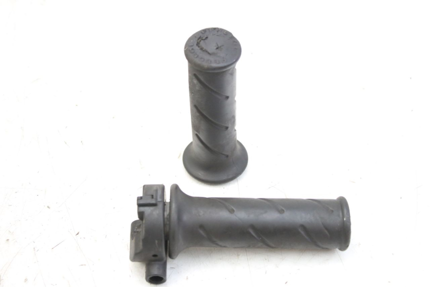 photo de POIGNEE ACCELERATEUR SYM FIDDLE 3 III 125 (2014 - 2020)