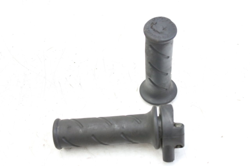 photo de POIGNEE ACCELERATEUR SYM FIDDLE 3 III 125 (2014 - 2020)