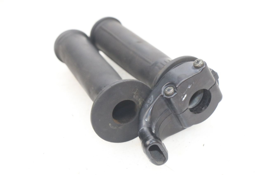 photo de POIGNEE ACCELERATEUR YAMAHA FJ 3CX 1200 (1986 - 1996)