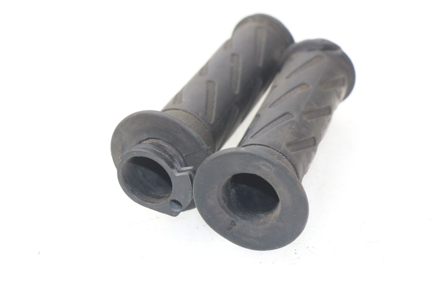 photo de POIGNEE ACCELERATEUR PEUGEOT KISBEE 2T 50 (2018 - 2022)