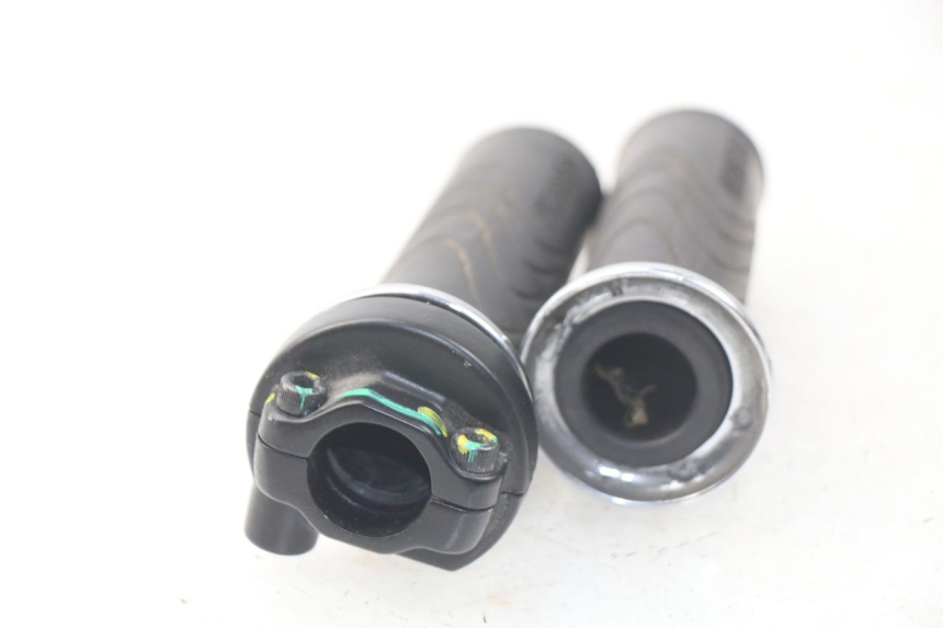 photo de POIGNEE ACCELERATEUR PIAGGIO LIBERTY IGET 4T 50 (2015 - 2020)