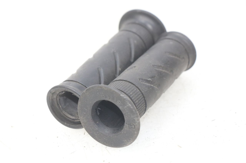 photo de POIGNEE ACCELERATEUR EUROCKA MATADOR 4T 50 (2010 - 2016)