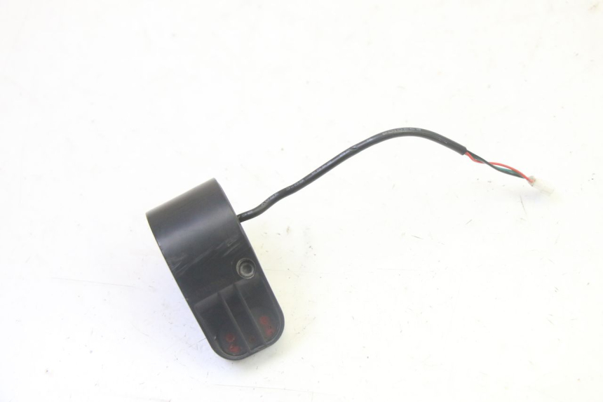 photo de POIGNEE ACCELERATEUR XIAOMI MI PRO 2 1