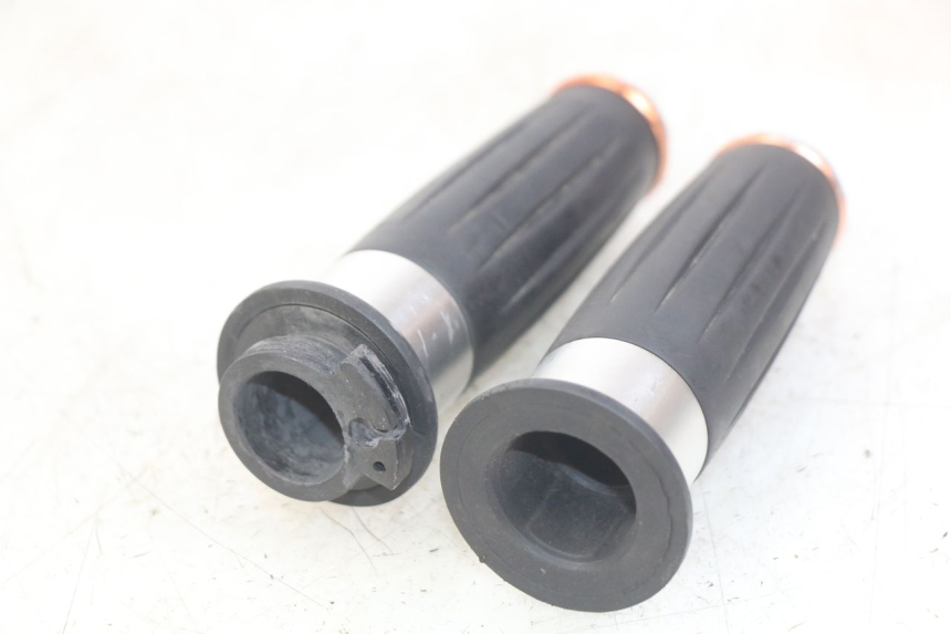 photo de POIGNEE ACCELERATEUR JM MOTORS MIA 50 (2017 - 2020) - Zoom état d’usage