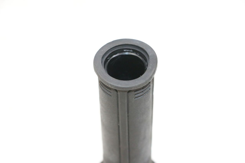 photo de POIGNEE ACCELERATEUR PIAGGIO MP3 HPE 300 (2019 - 2026) - Autre angle de vue