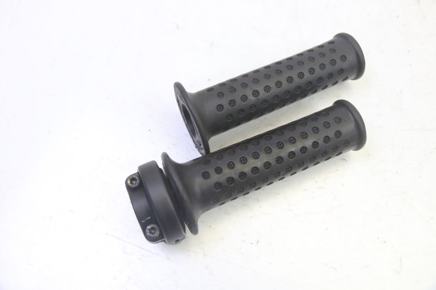 photo de POIGNEE ACCELERATEUR PIAGGIO MP3 LT 300 (2010 - 2016)