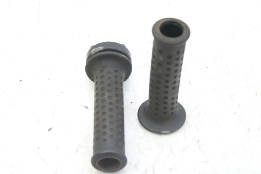 photo de POIGNEE ACCELERATEUR PIAGGIO MP3 RL 250 (2007 - 2010)