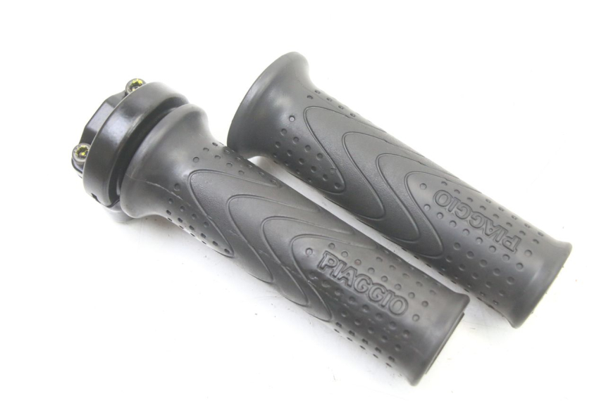 photo de POIGNEE ACCELERATEUR PIAGGIO MP3 500 (2014 - 2016)