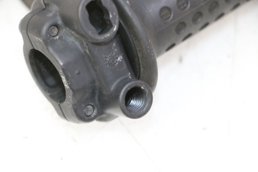 photo de POIGNEE ACCELERATEUR PIAGGIO MP3 RL 250 (2007 - 2010)