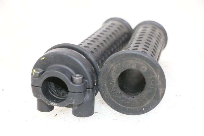 photo de POIGNEE ACCELERATEUR PIAGGIO MP3 RL 250 (2007 - 2010)