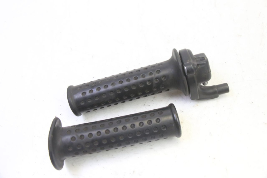 photo de POIGNEE ACCELERATEUR PIAGGIO MP3 125 (2006 - 2014)