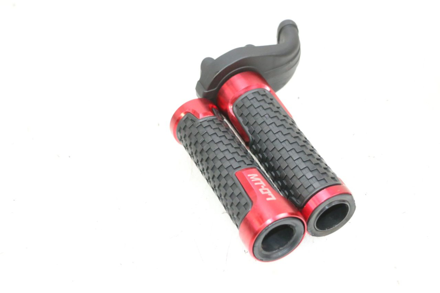 photo de POIGNEE ACCELERATEUR YAMAHA MT-07 MT07 ABS 700 (2018 - 2020) - Détail de la pièce