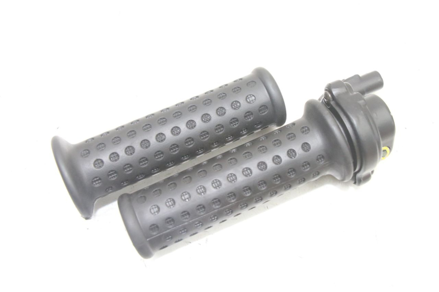 photo de POIGNEE ACCELERATEUR PIAGGIO NRG POWER PUREJET 50 (2018 - 2021)