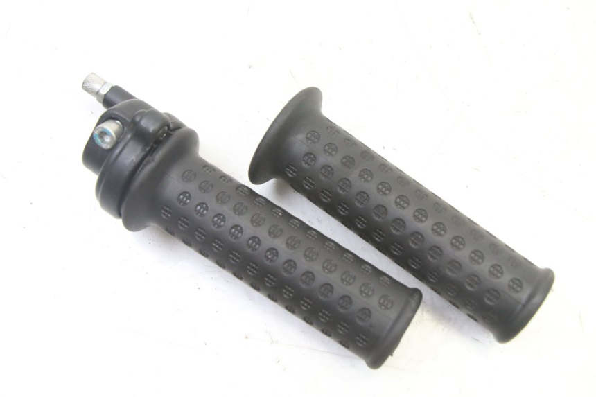 photo de POIGNEE ACCELERATEUR PIAGGIO NRG POWER PUREJET 50 (2018 - 2021)