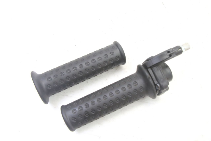 photo de POIGNEE ACCELERATEUR PIAGGIO NRG POWER PUREJET 50 (2018 - 2021)