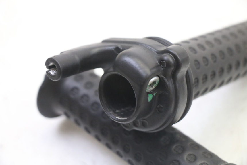 photo de POIGNEE ACCELERATEUR PIAGGIO NRG POWER PUREJET 50 (2018 - 2021)